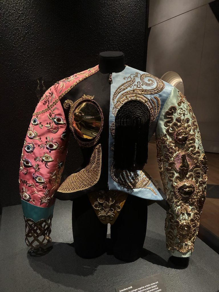 Schiaparelli: Fashion Becomes Art ; WeAreKollectors Magazine